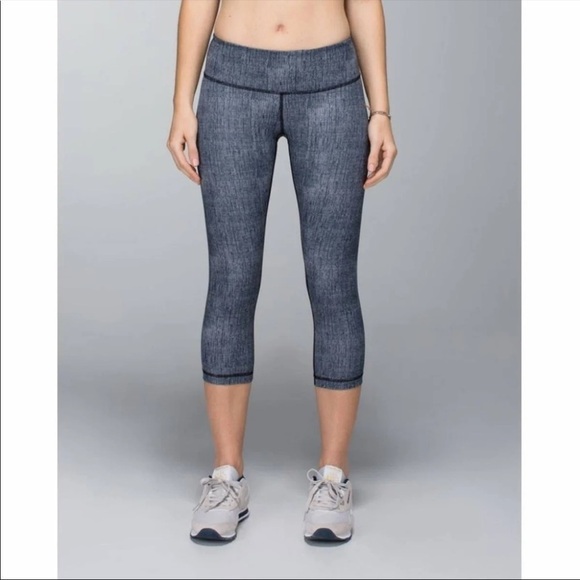 LULULEMON WUNDER UNDER CROPPED FULL ON LUXTREME LEGGINGS - Picture 1 of 9